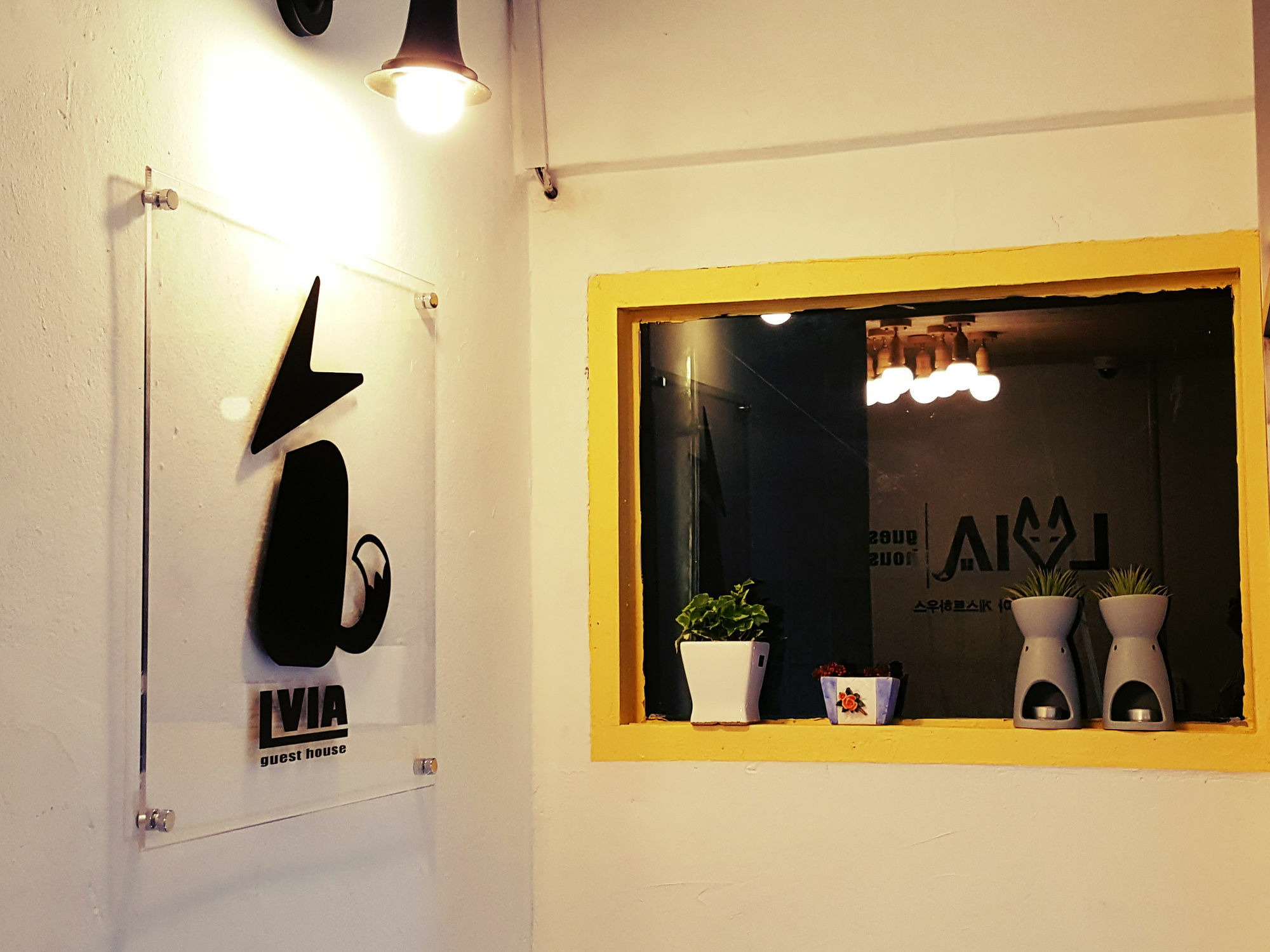 Lvia Guesthouse Seoel Buitenkant foto